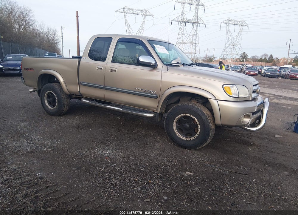 2004 TOYOTA TUNDRA SR5 V8 VIN: 5TBBT441X4S446940