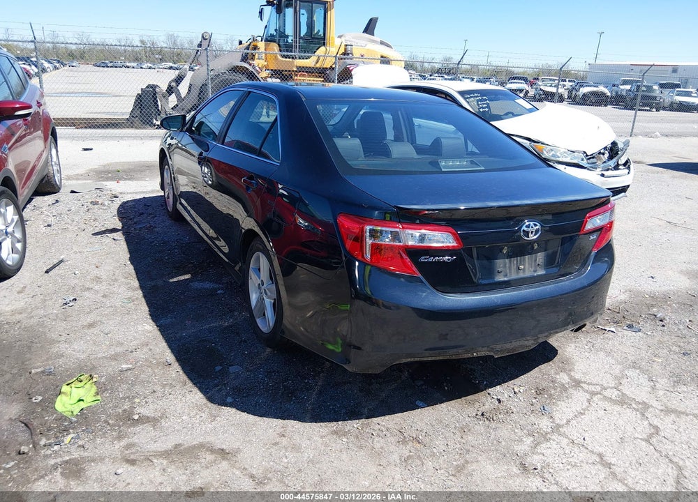2014 TOYOTA CAMRY SE VIN: 4T1BF1FK9EU808865