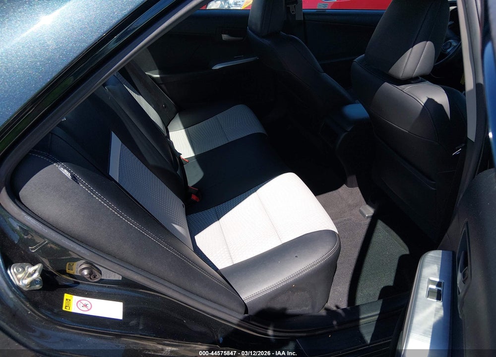 2014 TOYOTA CAMRY SE VIN: 4T1BF1FK9EU808865