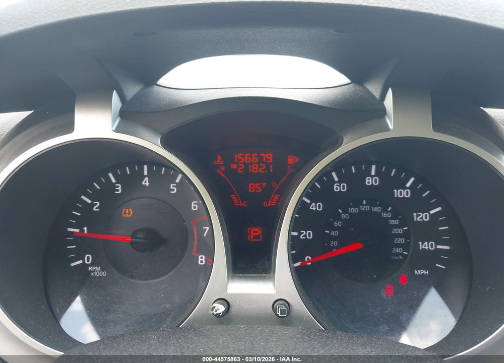 2011 NISSAN JUKE SV VIN: JN8AF5MR7BT014265