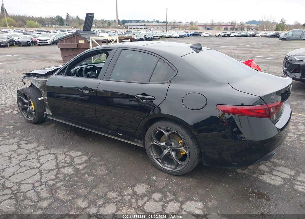 2019 ALFA ROMEO GIULIA AWD VIN: ZARFANAN1K7597996