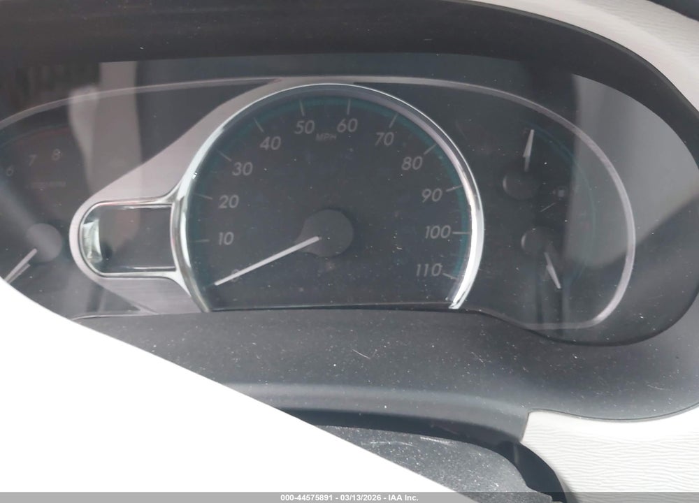 2013 TOYOTA SIENNA XLE 7 PASSENGER VIN: 5TDDK3DC4DS050100