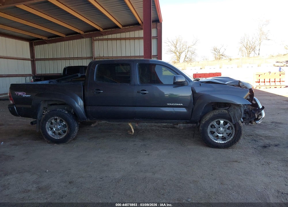 2011 TOYOTA TACOMA BASE V6 VIN: 3TMLU4EN2BM080866