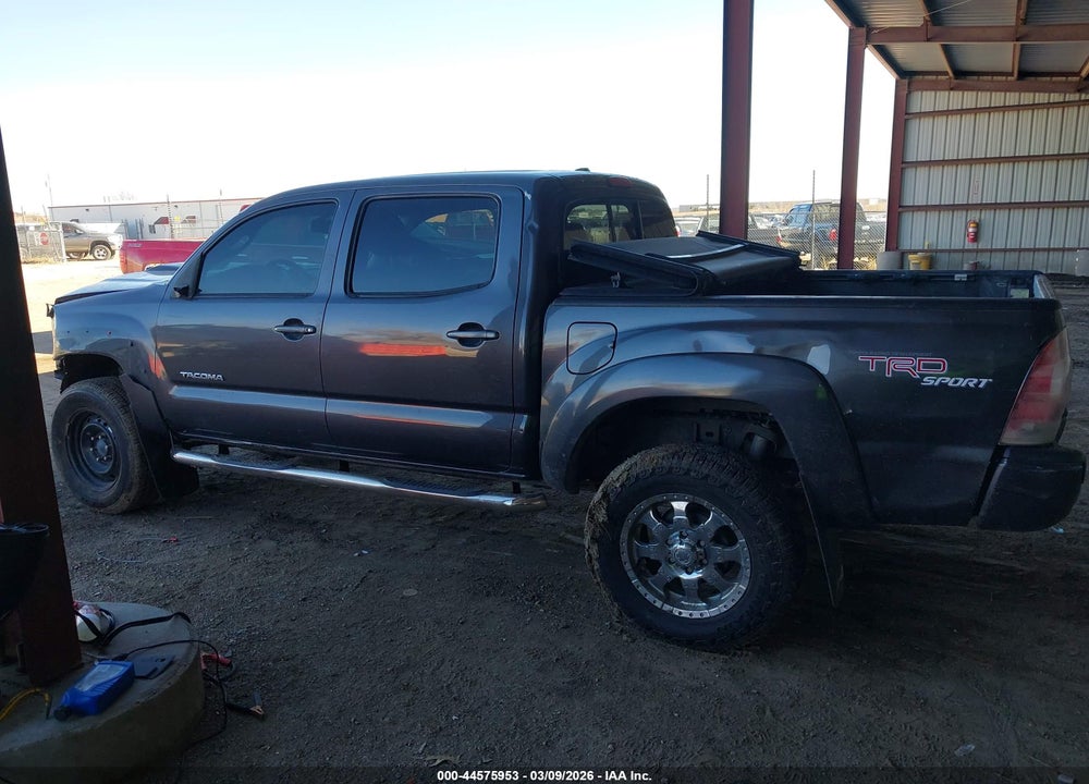 2011 TOYOTA TACOMA BASE V6 VIN: 3TMLU4EN2BM080866