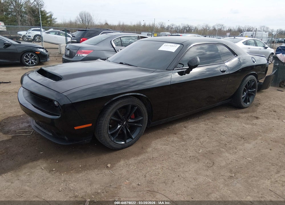 2017 DODGE CHALLENGER SXT VIN: 2C3CDZAG2HH555366