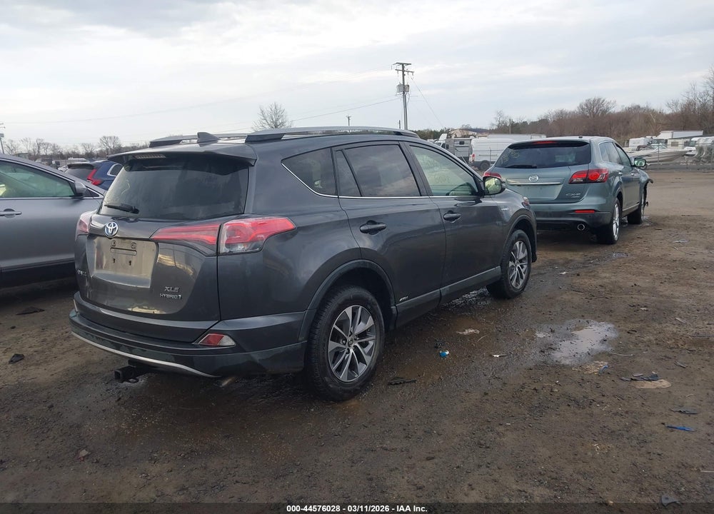 2017 TOYOTA RAV4 HYBRID XLE VIN: JTMRJREV9HD098236