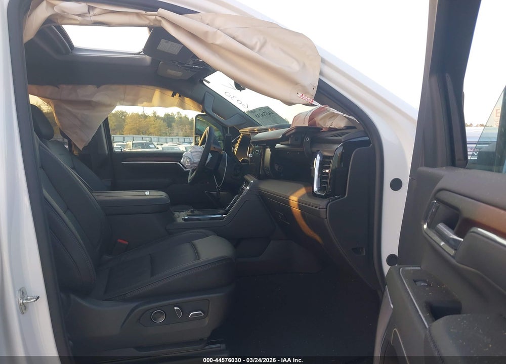 2026 GMC SIERRA 2500HD , STANDARD BED, DENALI, 4WD VIN: 1GT4URE79TF188731