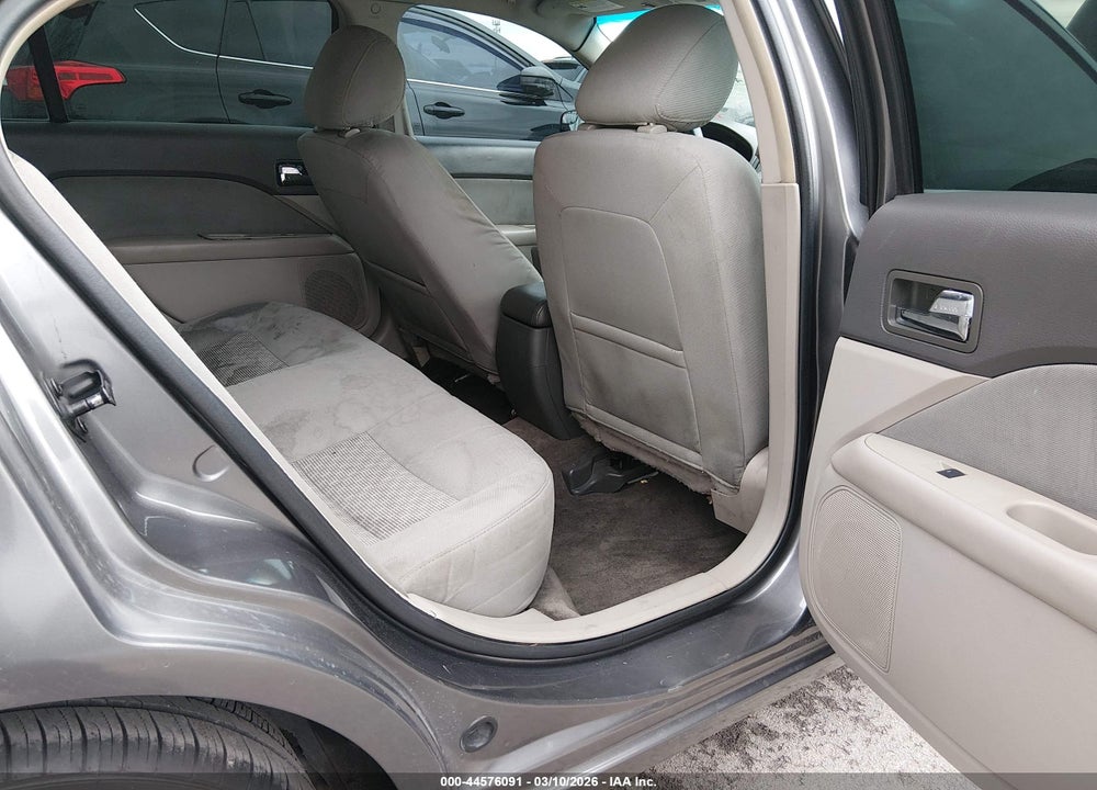 2011 FORD FUSION SE VIN: 3FAHP0HA7BR150420