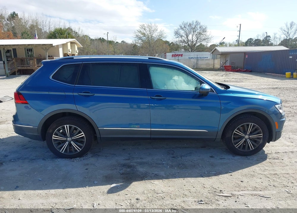 2018 VOLKSWAGEN TIGUAN 2.0T SE/2.0T SEL VIN: 3VV3B7AX1JM030734