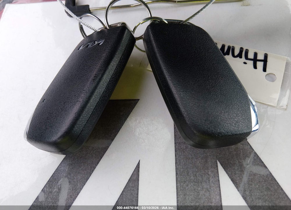 2023 KIA NIRO EX VIN: KNDCR3LE7P5059121