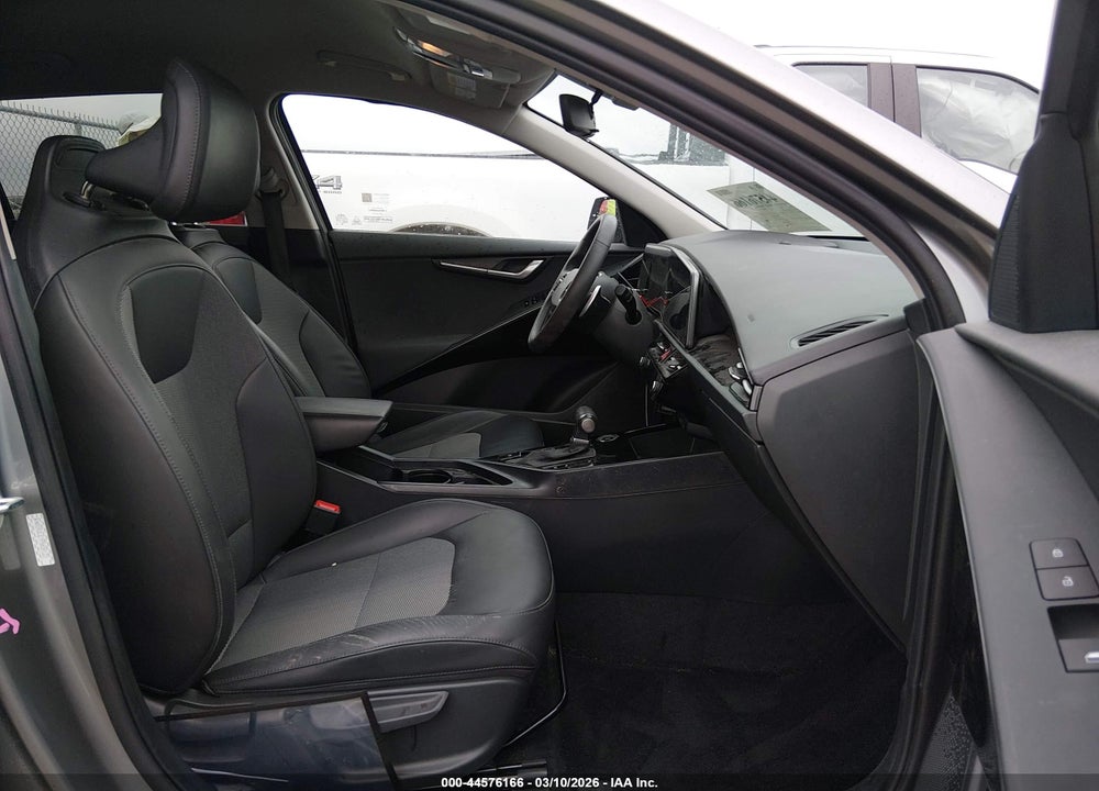 2023 KIA NIRO EX VIN: KNDCR3LE7P5059121