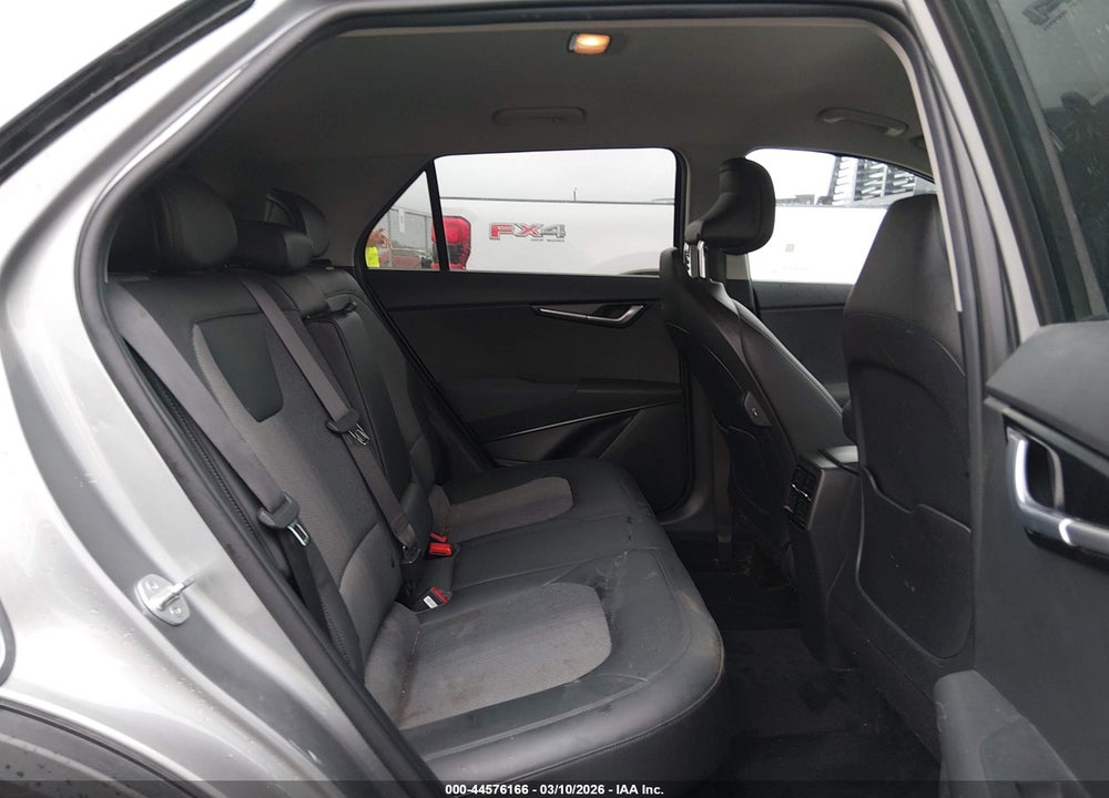 2023 KIA NIRO EX VIN: KNDCR3LE7P5059121