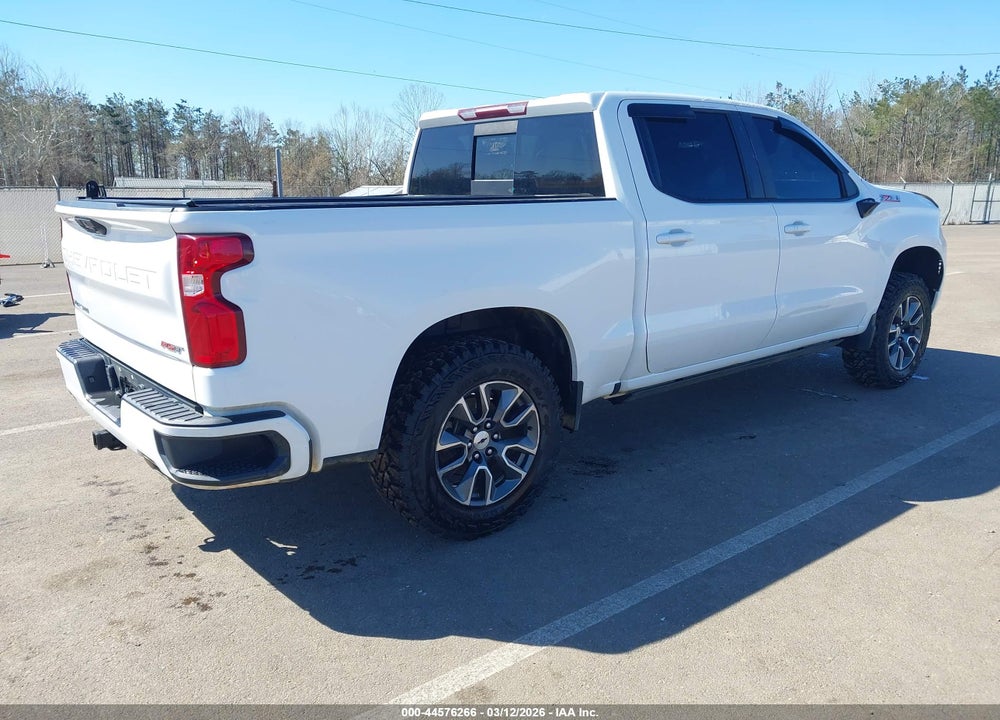 2022 CHEVROLET SILVERADO 1500 4WD  SHORT BED RST VIN: 1GCUDEED6NZ503226