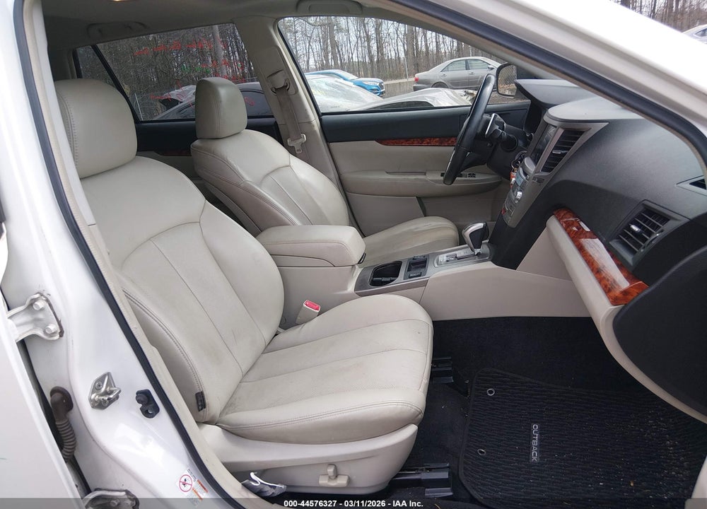 2010 SUBARU OUTBACK 2.5I LIMITED VIN: 4S4BRBLC5A3352163