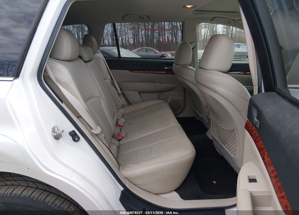 2010 SUBARU OUTBACK 2.5I LIMITED VIN: 4S4BRBLC5A3352163