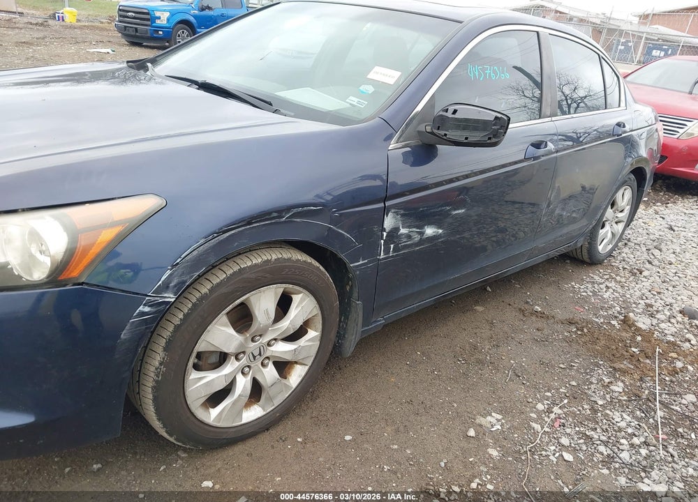 2008 HONDA ACCORD 2.4 EX VIN: JHMCP26768C070930