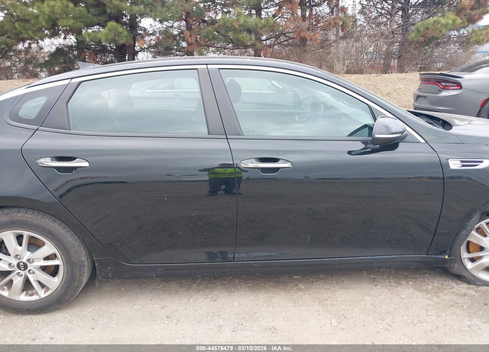 2017 KIA OPTIMA LX VIN: KNAGT4L34H5162356