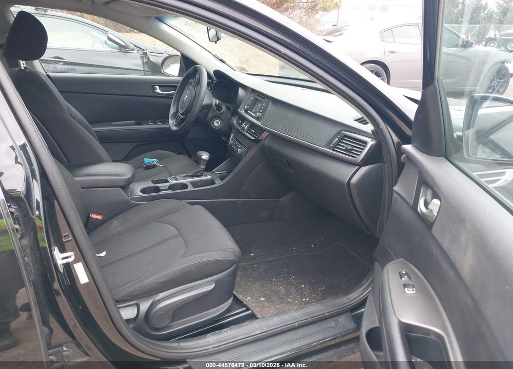 2017 KIA OPTIMA LX VIN: KNAGT4L34H5162356