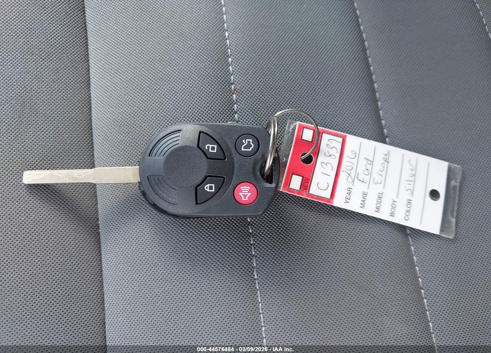 2016 FORD ESCAPE SE VIN: 1FMCU0GX7GUC13837