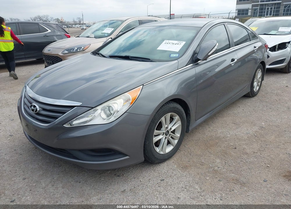 2014 HYUNDAI SONATA GLS VIN: 5NPEB4AC4EH906808