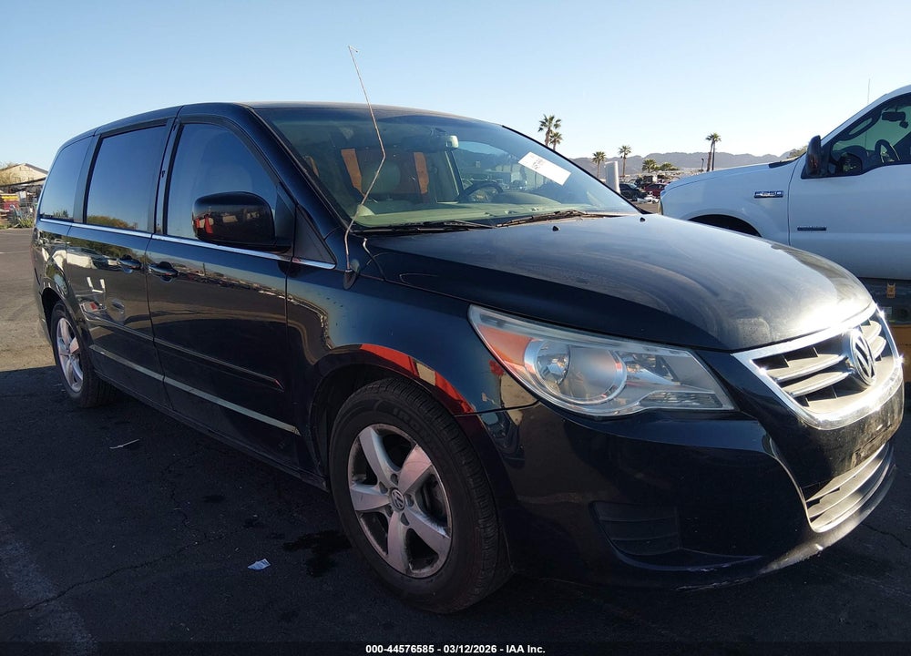 2010 VOLKSWAGEN ROUTAN SEL VIN: 2V4RW5DX5AR166666