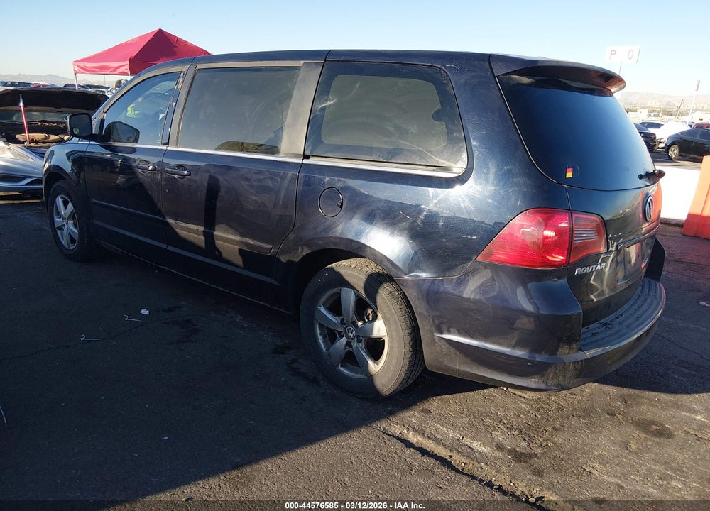 2010 VOLKSWAGEN ROUTAN SEL VIN: 2V4RW5DX5AR166666