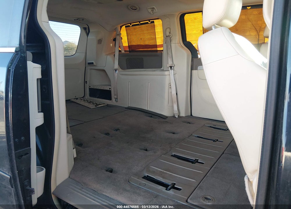 2010 VOLKSWAGEN ROUTAN SEL VIN: 2V4RW5DX5AR166666