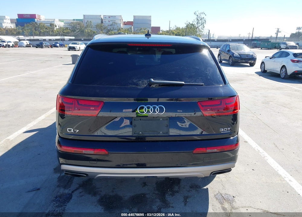 2017 AUDI Q7 3.0T PREMIUM VIN: WA1LAAF76HD023575