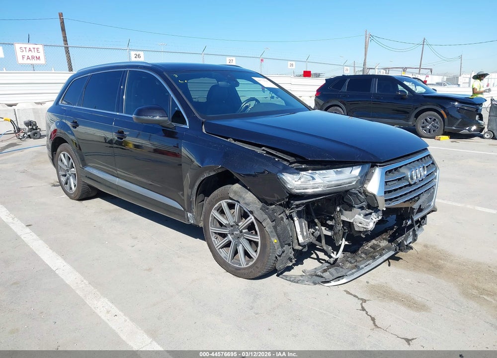 2017 AUDI Q7 3.0T PREMIUM VIN: WA1LAAF76HD023575