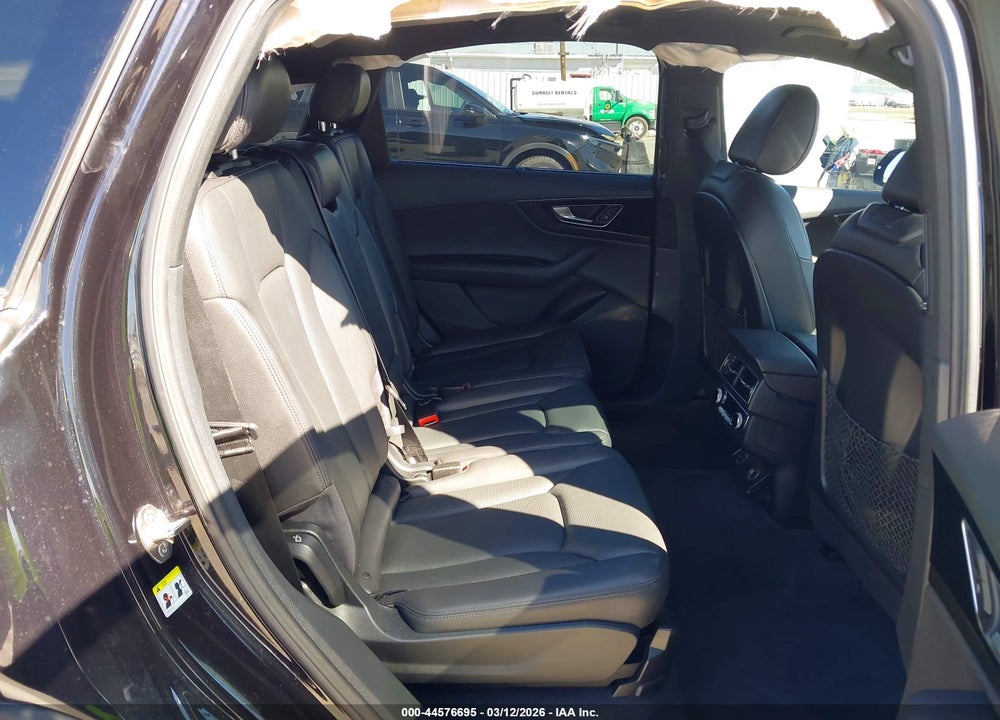2017 AUDI Q7 3.0T PREMIUM VIN: WA1LAAF76HD023575