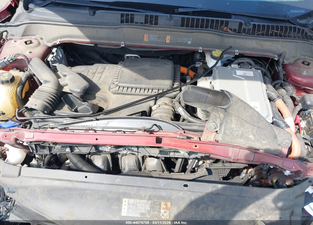 2019 FORD FUSION HYBRID SE VIN: 3FA6P0LUXKR189835