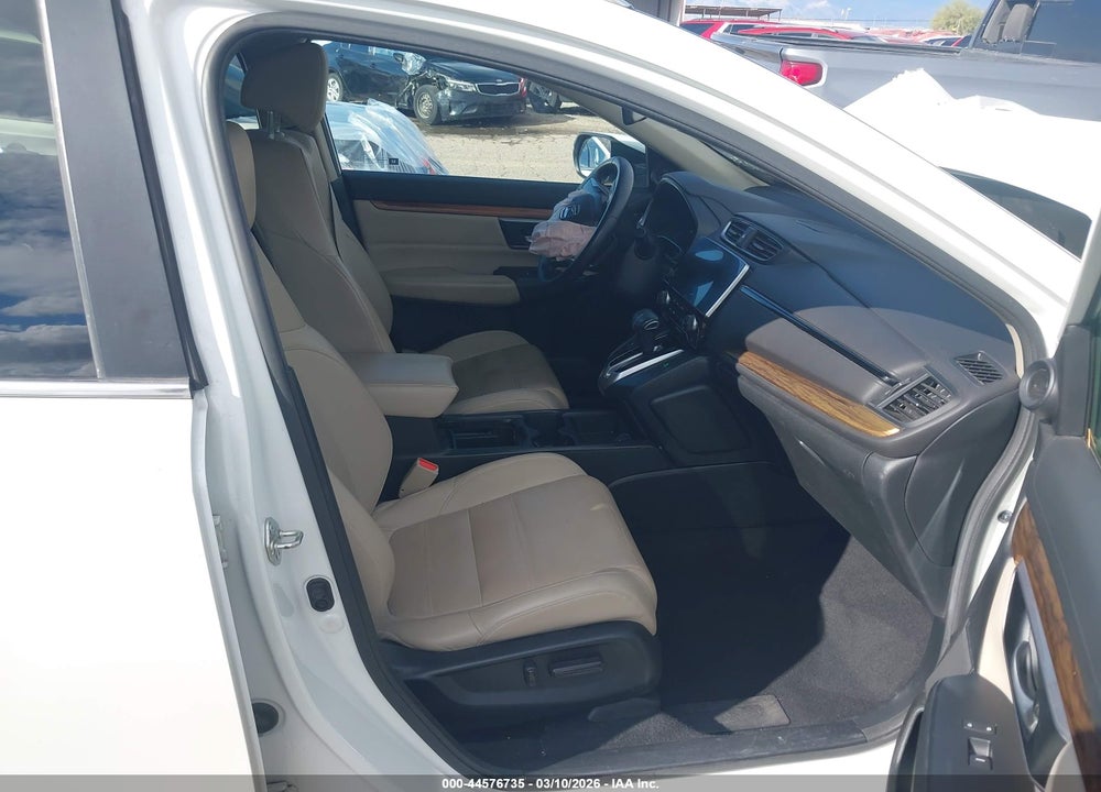 2017 HONDA CR-V TOURING VIN: 2HKRW2H90HH608765