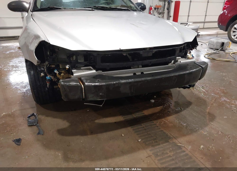 2004 PONTIAC GRAND AM SE VIN: 1G2NE52F24M623810