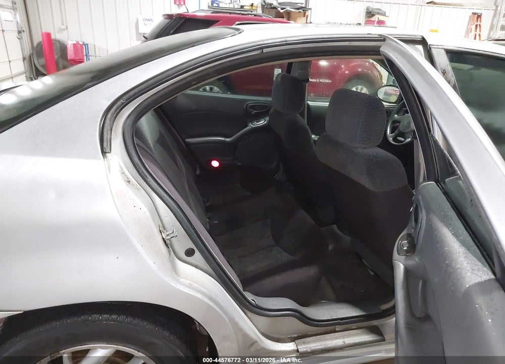 2004 PONTIAC GRAND AM SE VIN: 1G2NE52F24M623810
