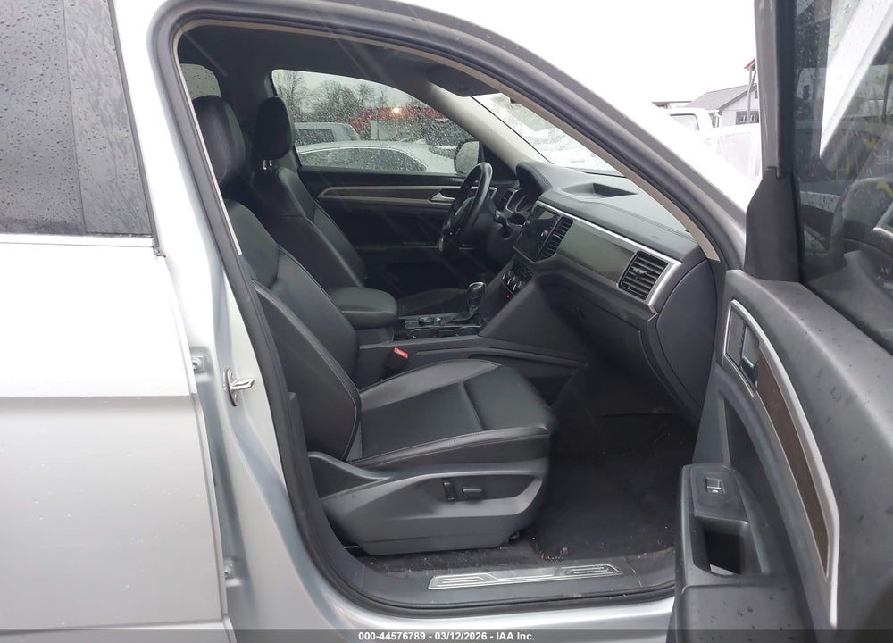2018 VOLKSWAGEN ATLAS 3.6L V6 SEL VIN: 1V2MR2CAXJC506313