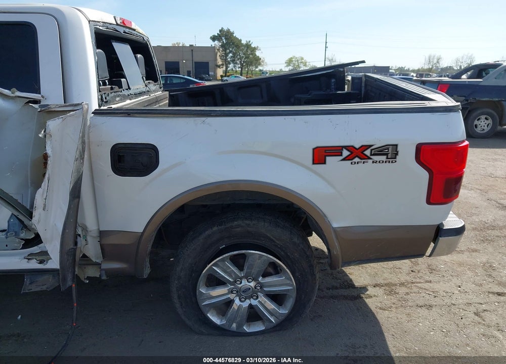 2019 FORD F-150 LARIAT VIN: 1FTFW1E1XKFA18554