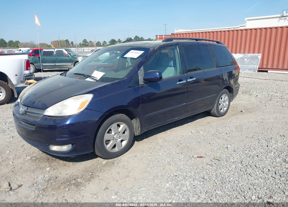 2005 TOYOTA SIENNA XLE VIN: 5TDZA22C25S369731