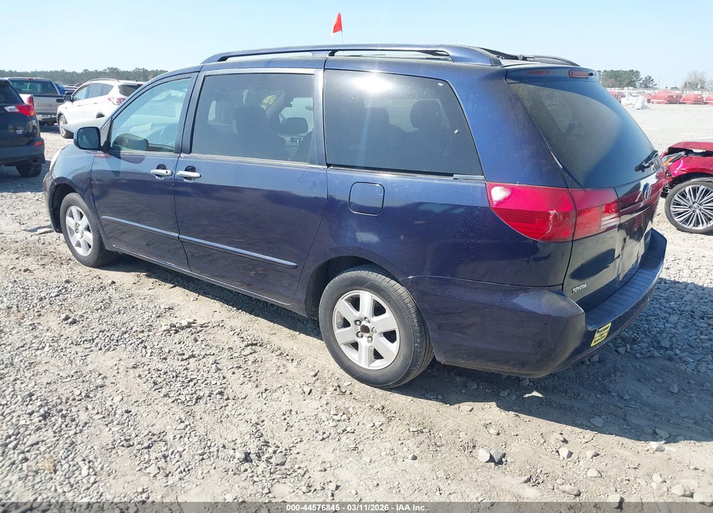 2005 TOYOTA SIENNA XLE VIN: 5TDZA22C25S369731
