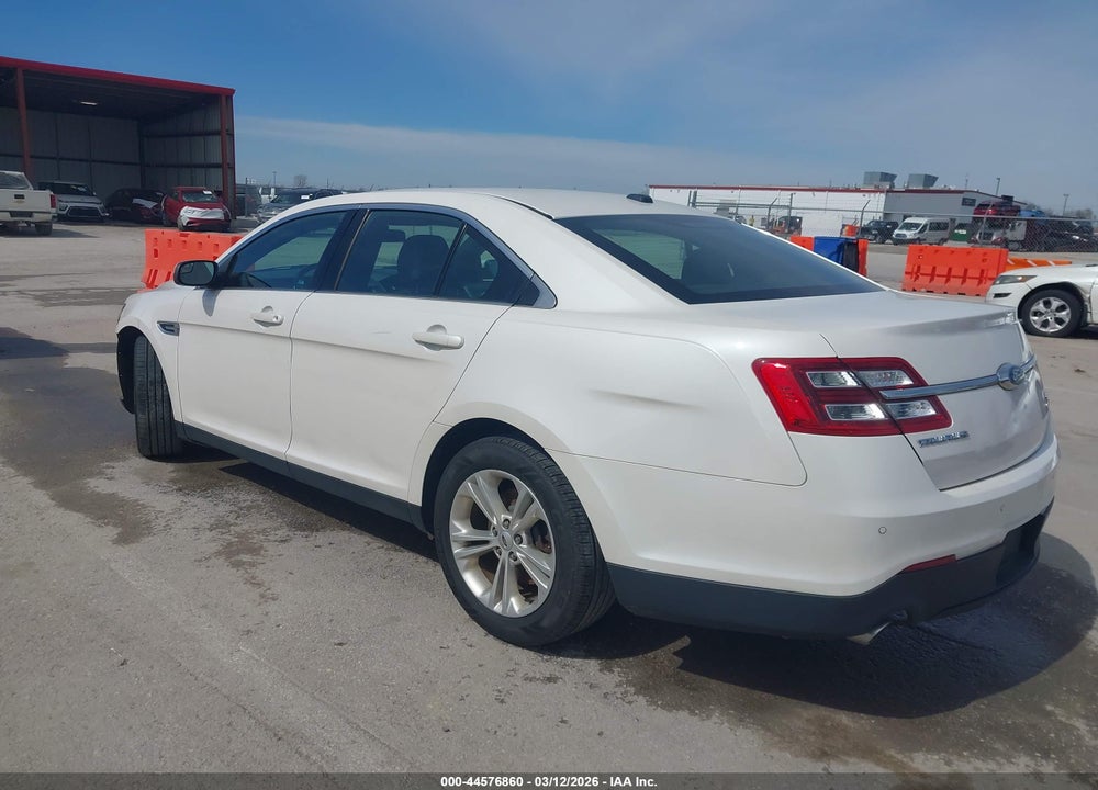 2015 FORD TAURUS SEL VIN: 1FAHP2E86FG167512