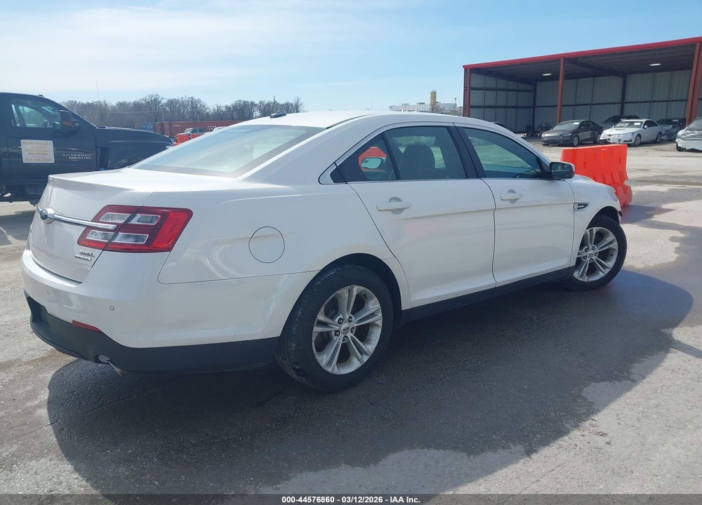 2015 FORD TAURUS SEL VIN: 1FAHP2E86FG167512
