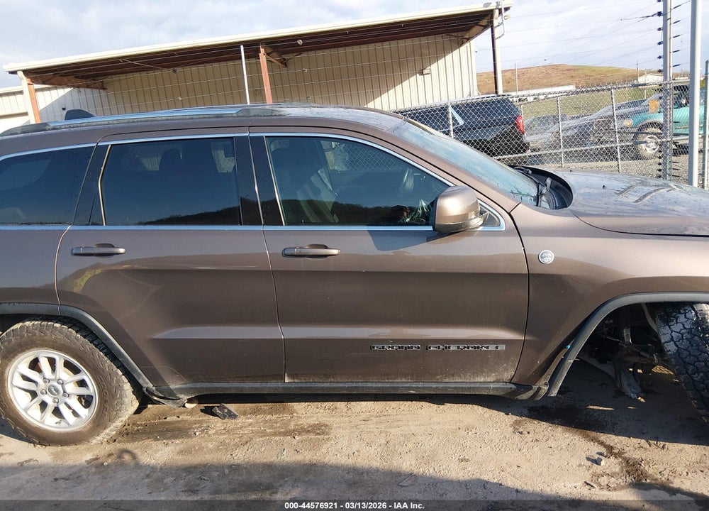2020 JEEP GRAND CHEROKEE LAREDO E 4X4 VIN: 1C4RJFAGXLC328760