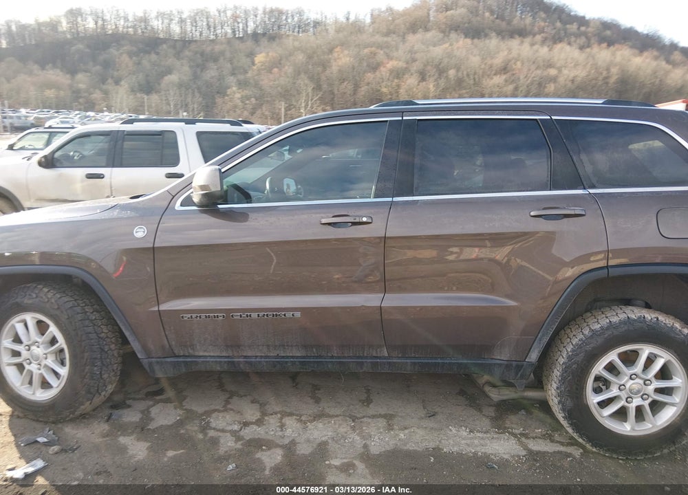 2020 JEEP GRAND CHEROKEE LAREDO E 4X4 VIN: 1C4RJFAGXLC328760