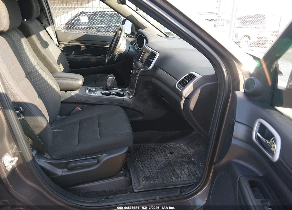2020 JEEP GRAND CHEROKEE LAREDO E 4X4 VIN: 1C4RJFAGXLC328760