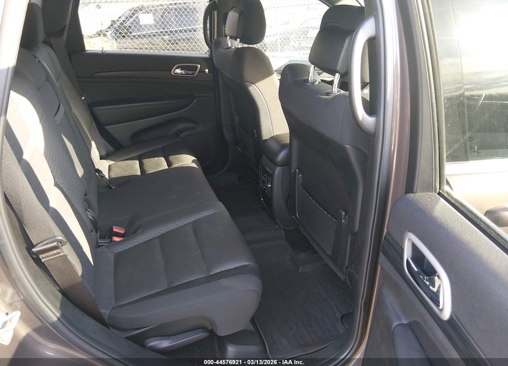 2020 JEEP GRAND CHEROKEE LAREDO E 4X4 VIN: 1C4RJFAGXLC328760