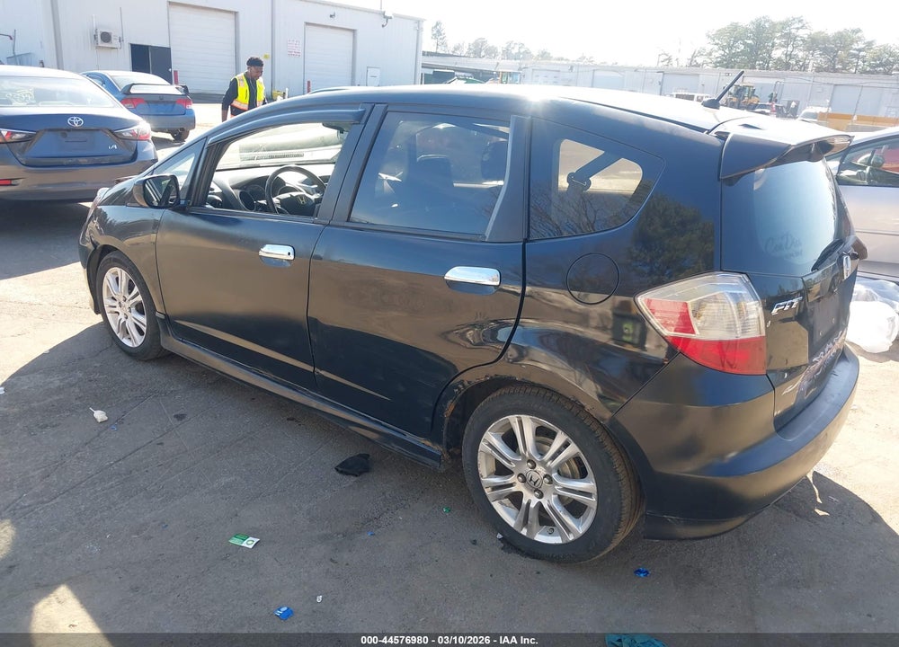2009 HONDA FIT SPORT VIN: JHMGE88639S063469
