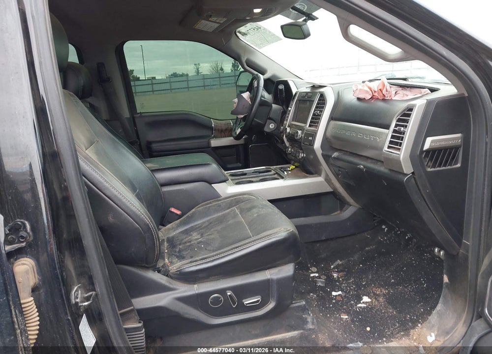 2017 FORD F-350 LARIAT VIN: 1FT8W3DTXHEE96396