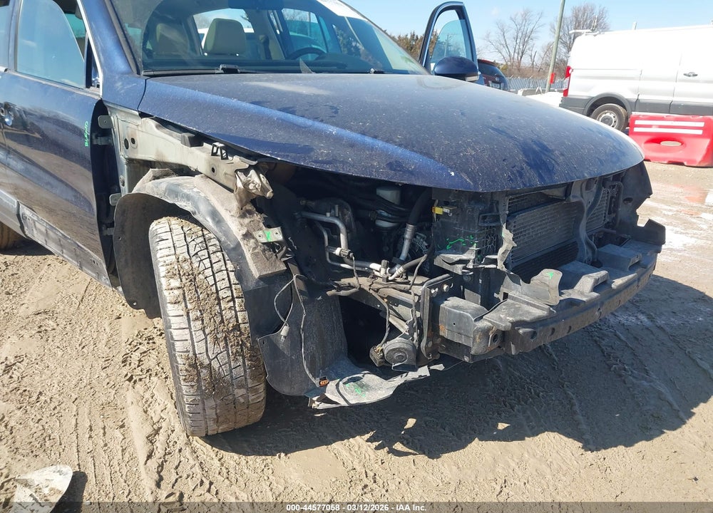 2013 VOLKSWAGEN TIGUAN S/SE/SEL VIN: WVGBV7AX8DW502235