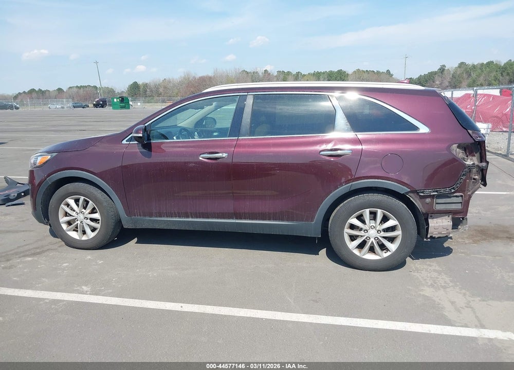 2016 KIA SORENTO 3.3L LX VIN: 5XYPG4A5XGG149158