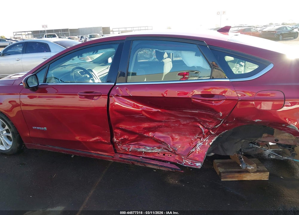 2019 FORD FUSION HYBRID SE VIN: 3FA6P0LU4KR268501