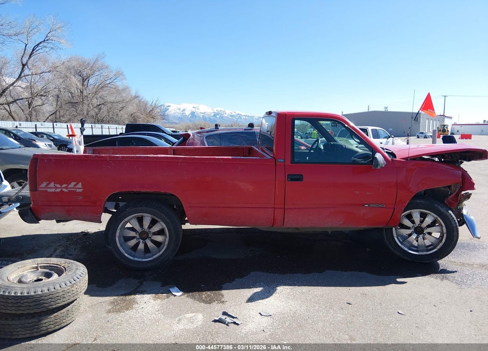 1995 CHEVROLET GMT-400 K1500 VIN: 1GCEK14K5SZ121686